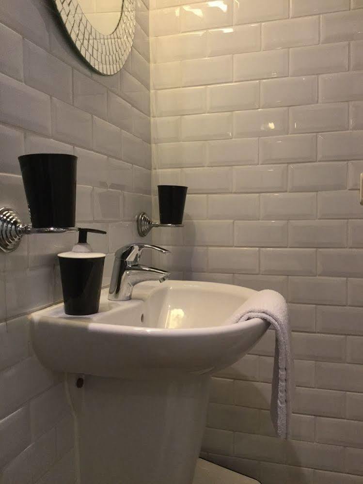 בריסל B&B Downtown Bxl מראה חיצוני תמונה